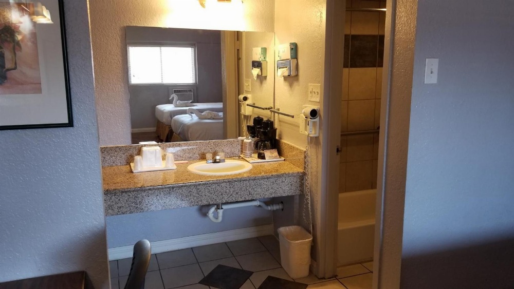 Santa Fe Inn - Pueblo Main image